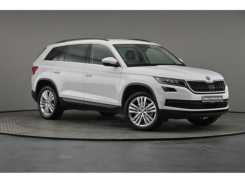 Moon white metallic Used 2019 Skoda Kodiaq SUV | £22,658 (Fair price) - Image 1/4