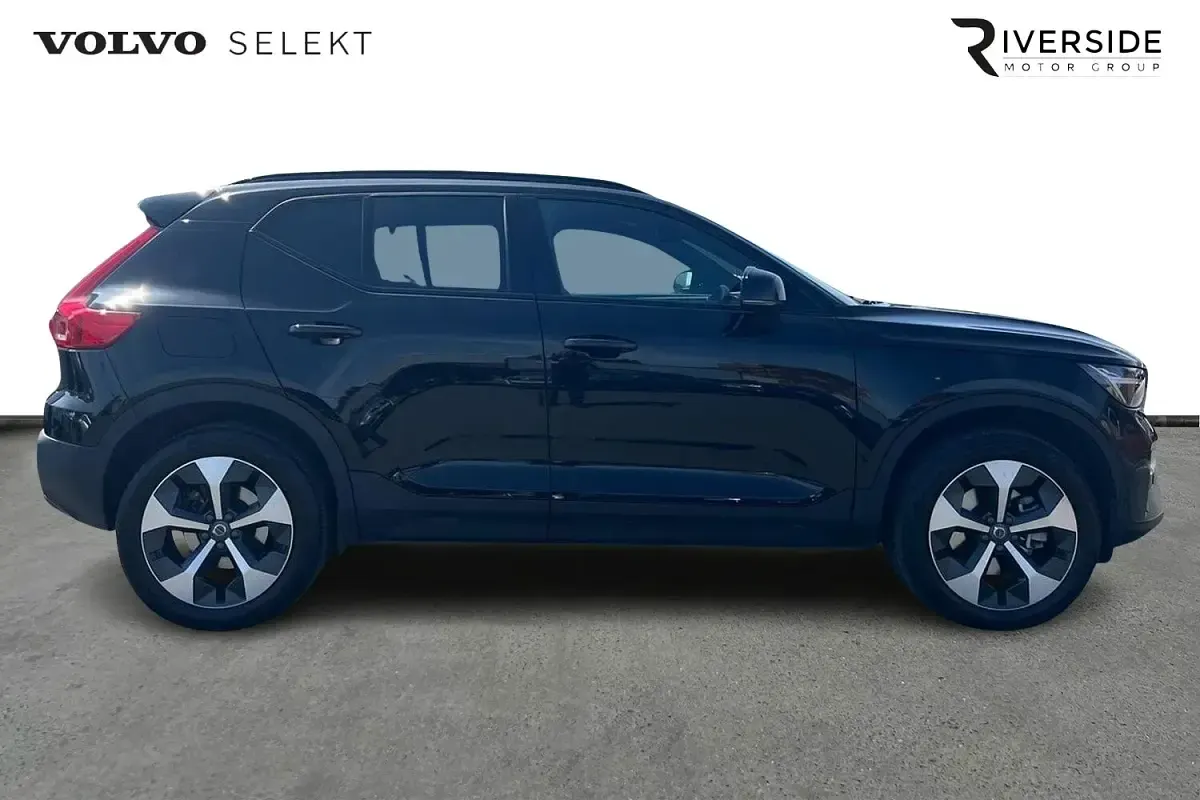Used Volvo XC40 Plus 197 HP (144 kW) 2024 Onyx black SUV