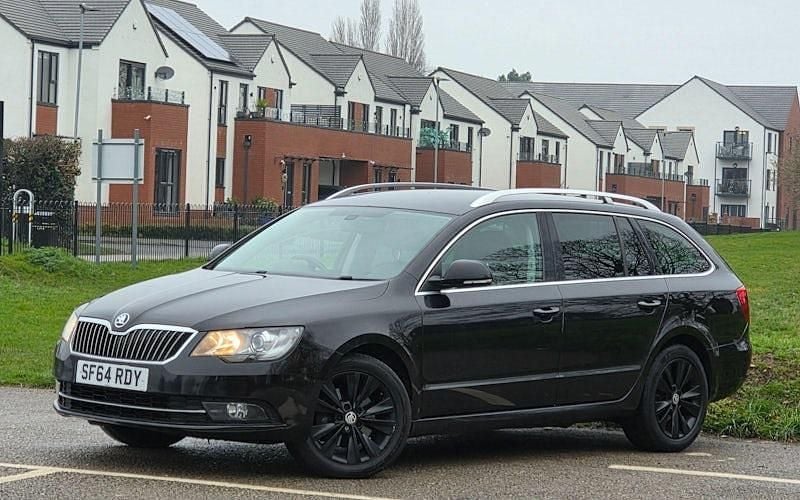 Used Skoda Superb 170 HP (125 kW) 2014 Black Estate