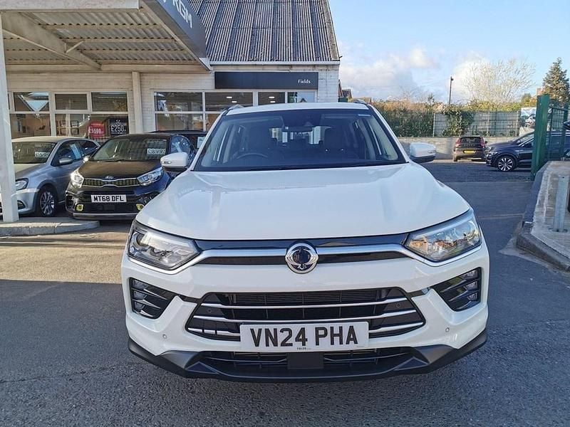 Used Ssangyong (KGM) Korando 163 HP (119 kW) 2024 White SUV