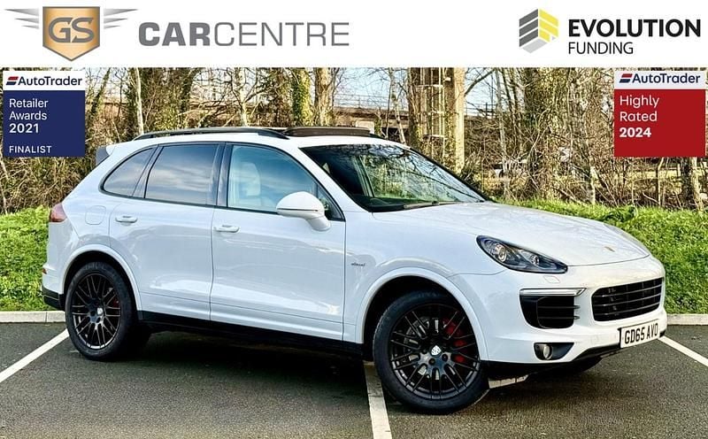 White Used 2016 Porsche Cayenne SUV | £18,100 (Fair price) - Image 1/4