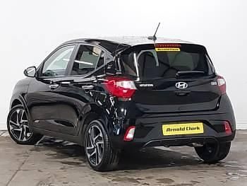 New Hyundai i10 Premium 79 HP (58 kW) 2026 Black Hatchback