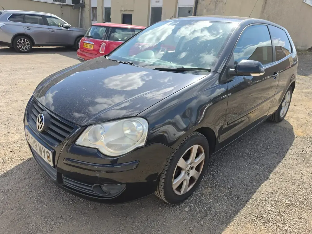 Used VW Polo Match 60 HP (44 kW) 2009 Black Hatchback