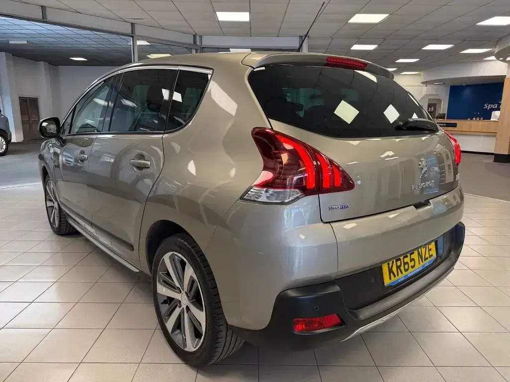 Used Peugeot 3008 Allure 120 HP (88 kW) 2015 Grey Estate
