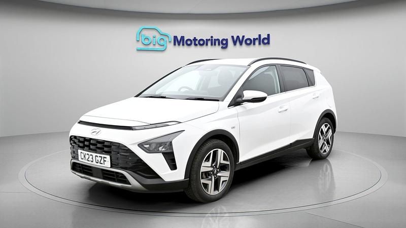 Used Hyundai Bayon Premium 101 HP (74 kW) 2023 White SUV