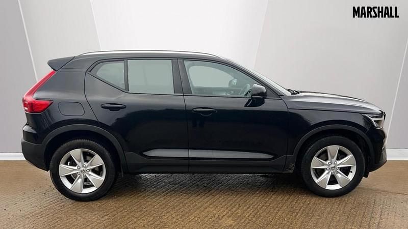 Used Volvo XC40 Core 163 HP (119 kW) 2022 Black SUV