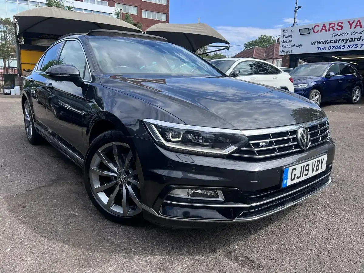 Used VW Passat R-line 150 HP (110 kW) 2019 Grey Sedan