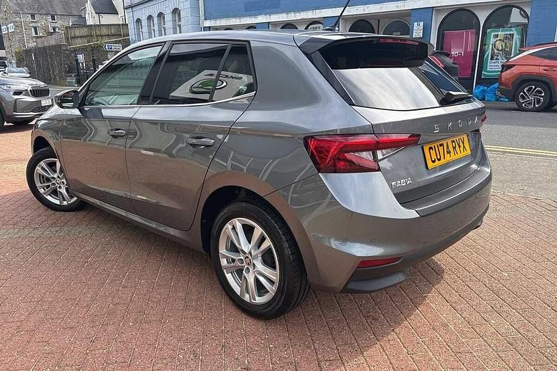Used Skoda Fabia SE L 85 HP (62 kW) 2024 Grey Hatchback