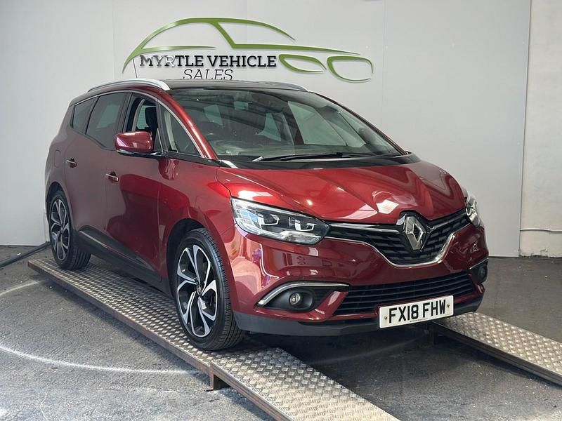 Red Used 2018 Renault Grand Scénic IV Signature MPV | £11,490 (Fair price) - Image 1/4