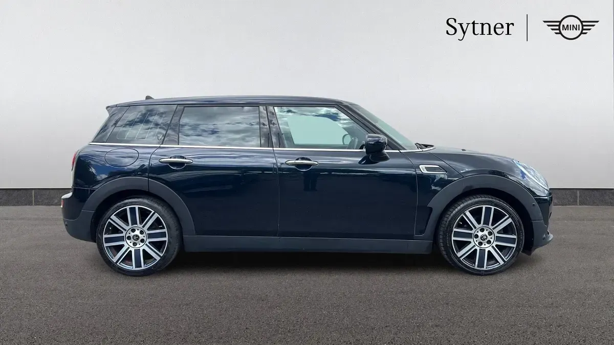 Used Mini Cooper Clubman Exclusive 134 HP (98 kW) 2022 Black Estate