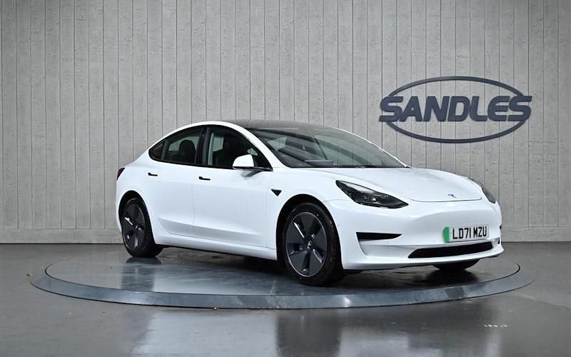 Used Tesla Model 3 Standard Range 208 kW (283 HP) 2021 White Sedan