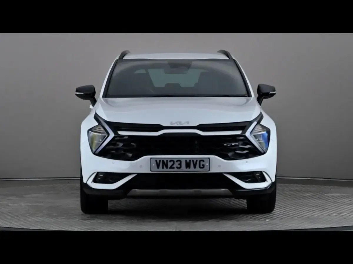 Used Kia Sportage GT-Line 230 HP (169 kW) 2023 White SUV
