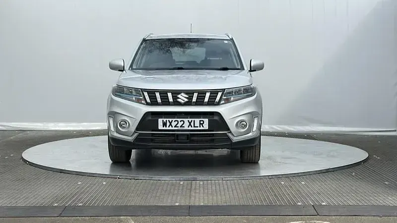 Gebraucht Suzuki Vitara SZ-T 129 PS (94 kW) 2022 Silber SUV