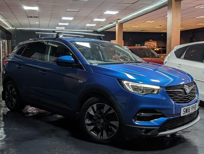 Used Vauxhall Grandland X Sport 130 HP (95 kW) 2018 Blue SUV