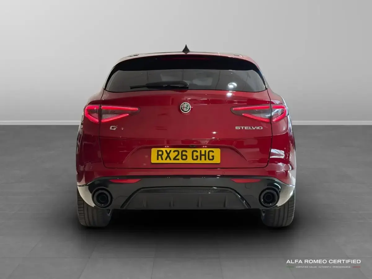 New Alfa Romeo Stelvio 276 HP (202 kW) 2026 Red SUV