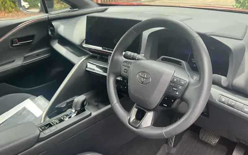 Used Toyota C-HR 140 HP (102 kW) 2024 Black SUV