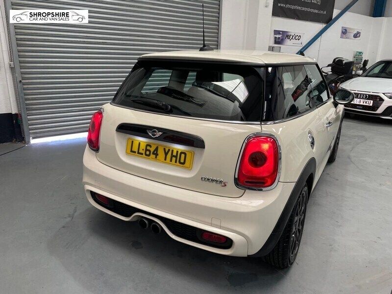 Used Mini Cooper S Hatch 192 HP (141 kW) 2014 White Hatchback