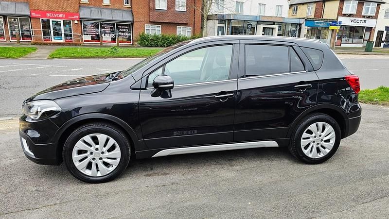 Used Suzuki SX4 SZ5 140 HP (102 kW) 2017 Black Hatchback