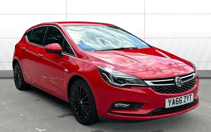 Used Vauxhall Astra Elite 150 HP (110 kW) 2016 Hatchback
