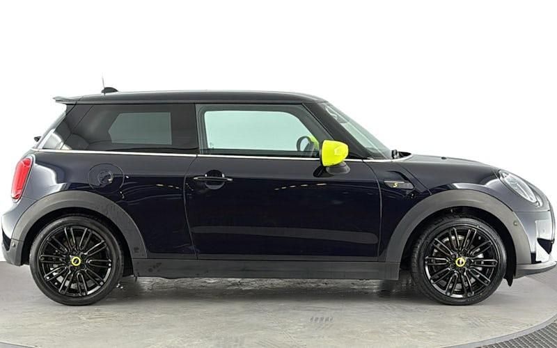 Used Mini Cooper Level 3 135 kW (184 HP) 2023 Hatchback