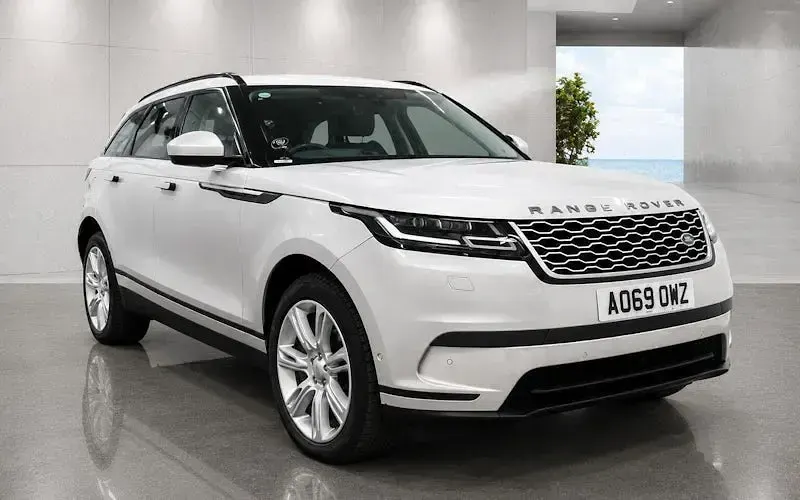 Used Land Rover Range Rover Velar SE 249 HP (183 kW) 2019 SUV