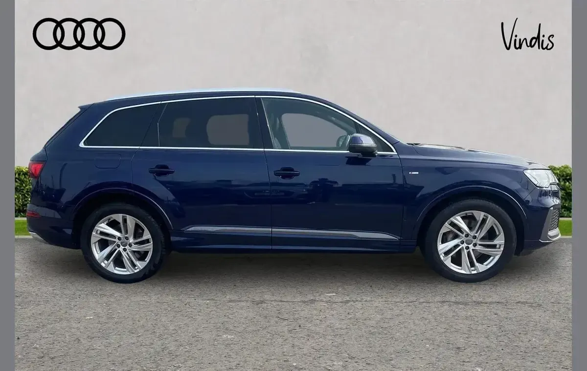 Used Audi Q7 S-Line 282 HP (207 kW) 2020 Blue SUV