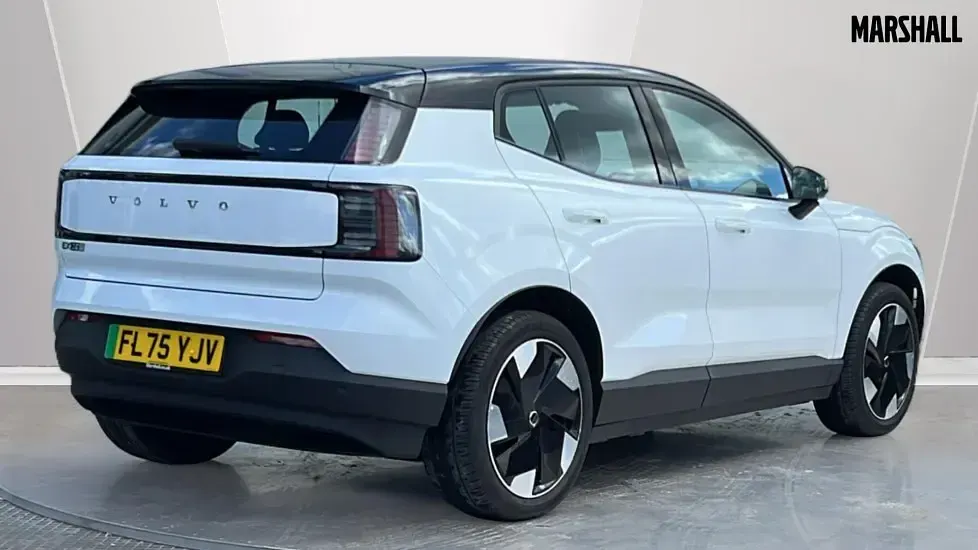 Used Volvo EX30 Plus 200 kW (272 HP) 2025 White SUV