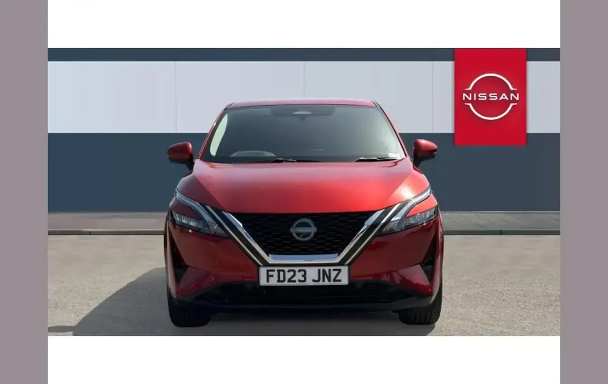 Used Nissan Qashqai N-Connecta 158 HP (116 kW) 2023 Red SUV