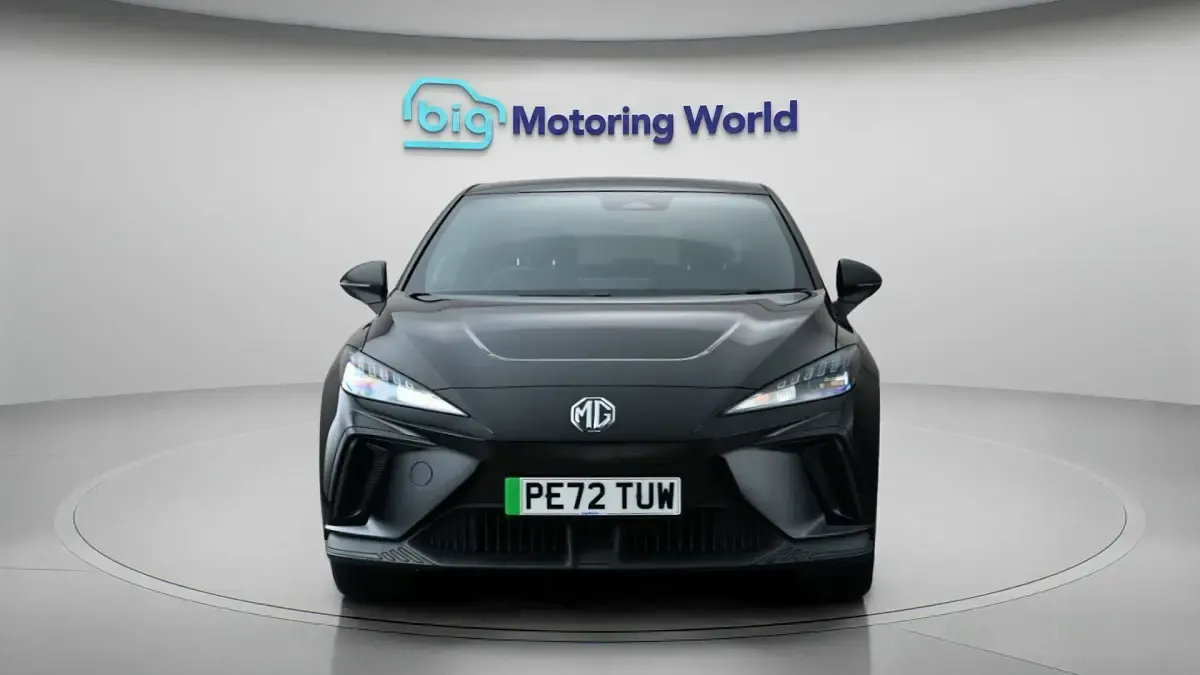 Used MG MG4 EV SE 319 kW (435 HP) 2022 Black Hatchback