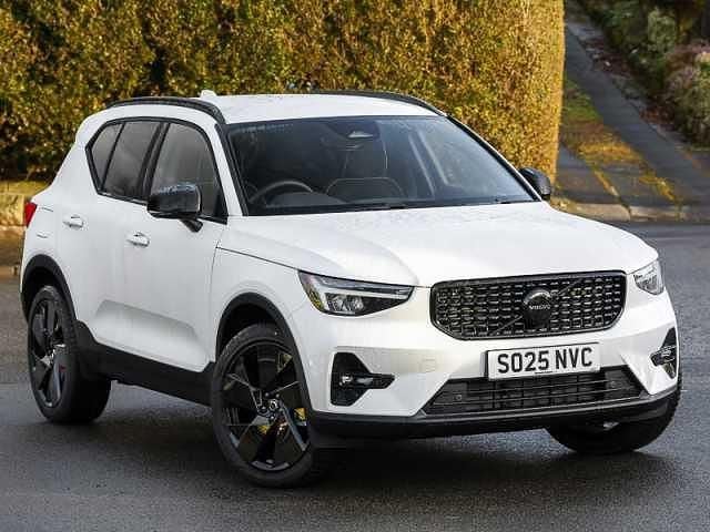 New 2026 Volvo XC40 Plus SUV | £33,998 (Super price) - Image 1/4