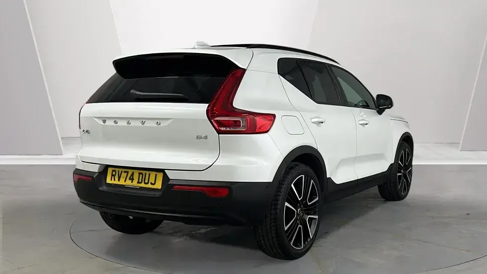 Used Volvo XC40 Ultra 2025 White SUV