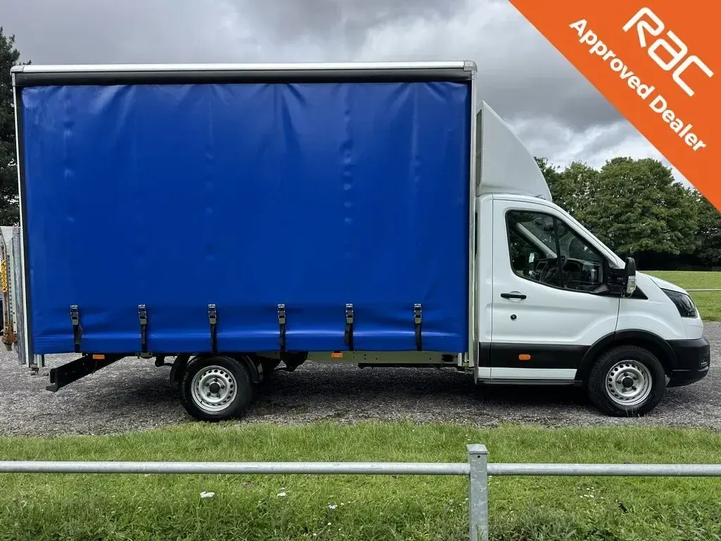 Used Ford Transit 130 HP (95 kW) 2024 White