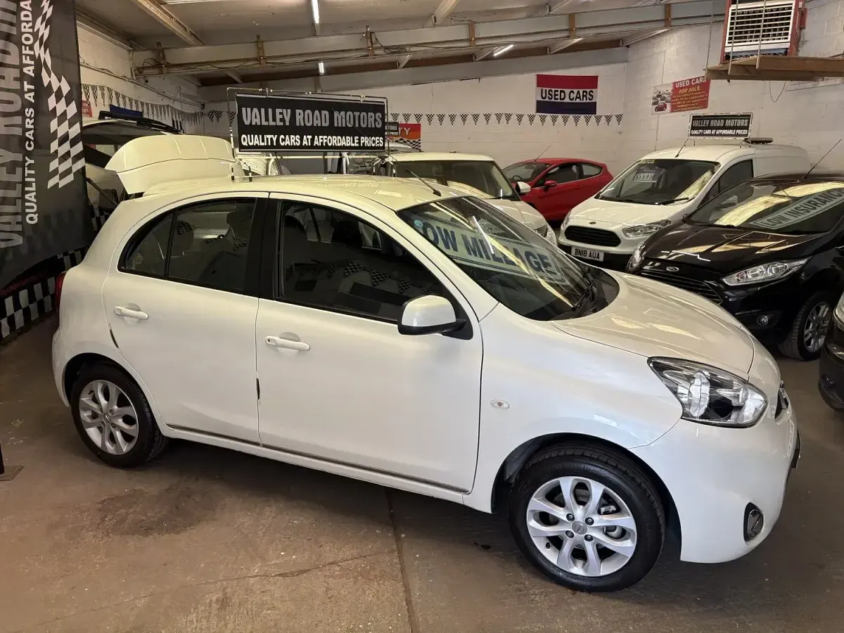 Used Nissan Micra Acenta 80 HP (58 kW) 2014 White Hatchback