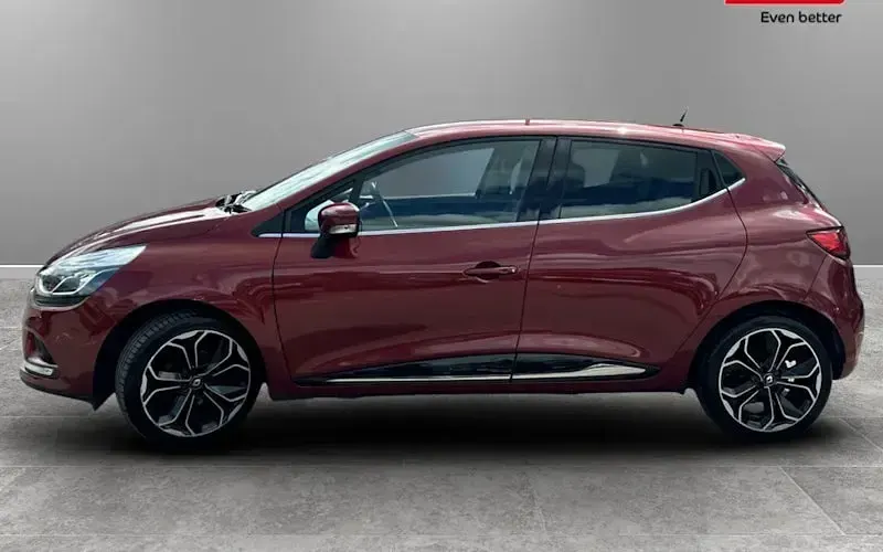 Used Renault Clio Iconic 90 HP (66 kW) 2019 Hatchback