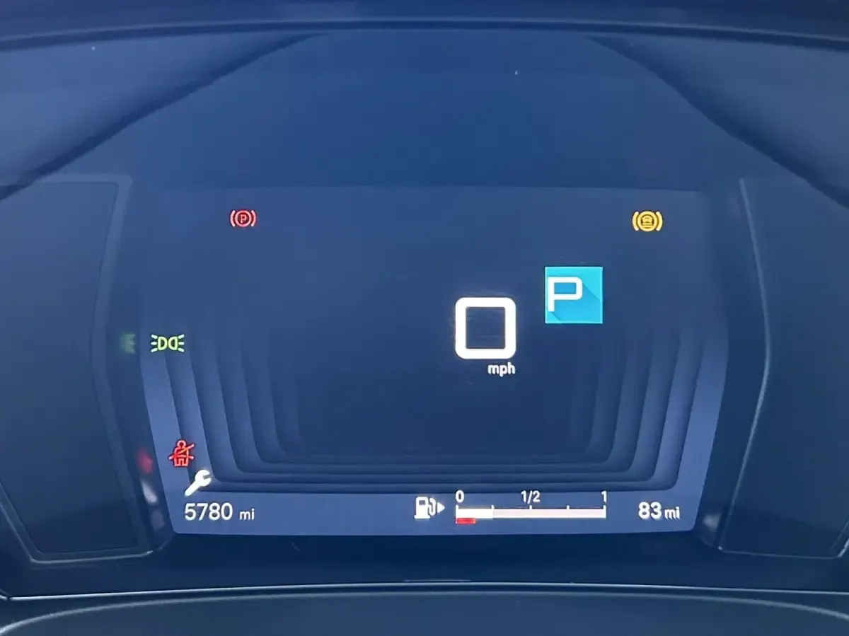 Usado Citroën C5 X PureTech 131 HP (96 kW) 2025 Branco Carrinha