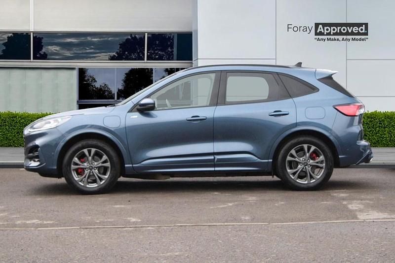 Usado Ford Kuga ST-Line 2023 Azul SUV