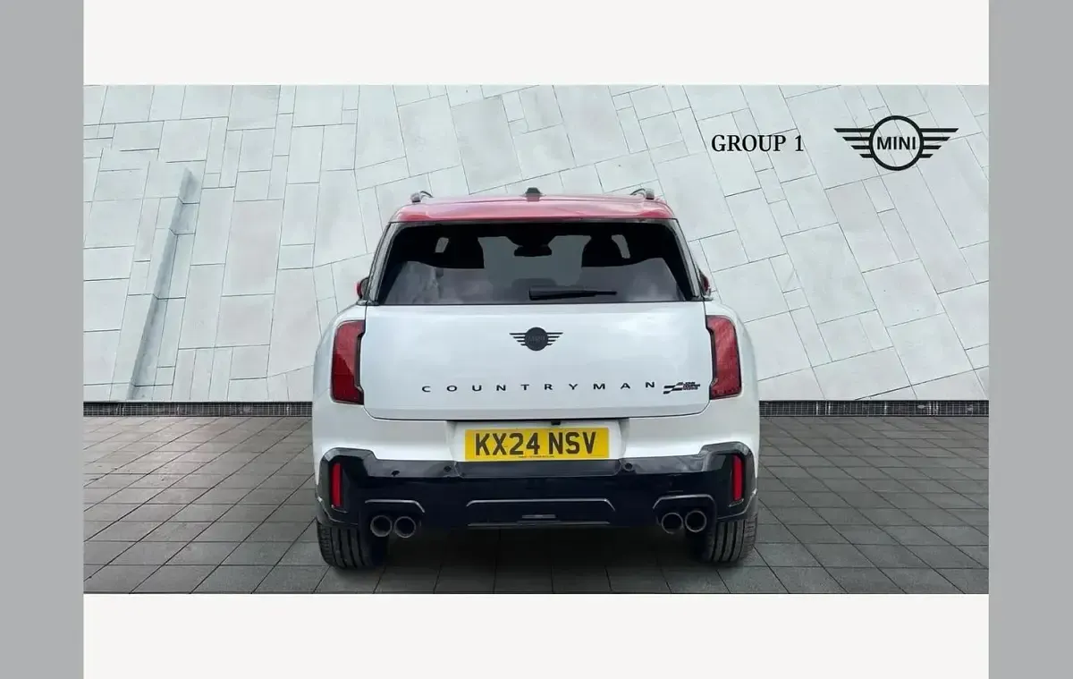 Used Mini John Cooper Works Countryman 300 HP (220 kW) 2024 White SUV