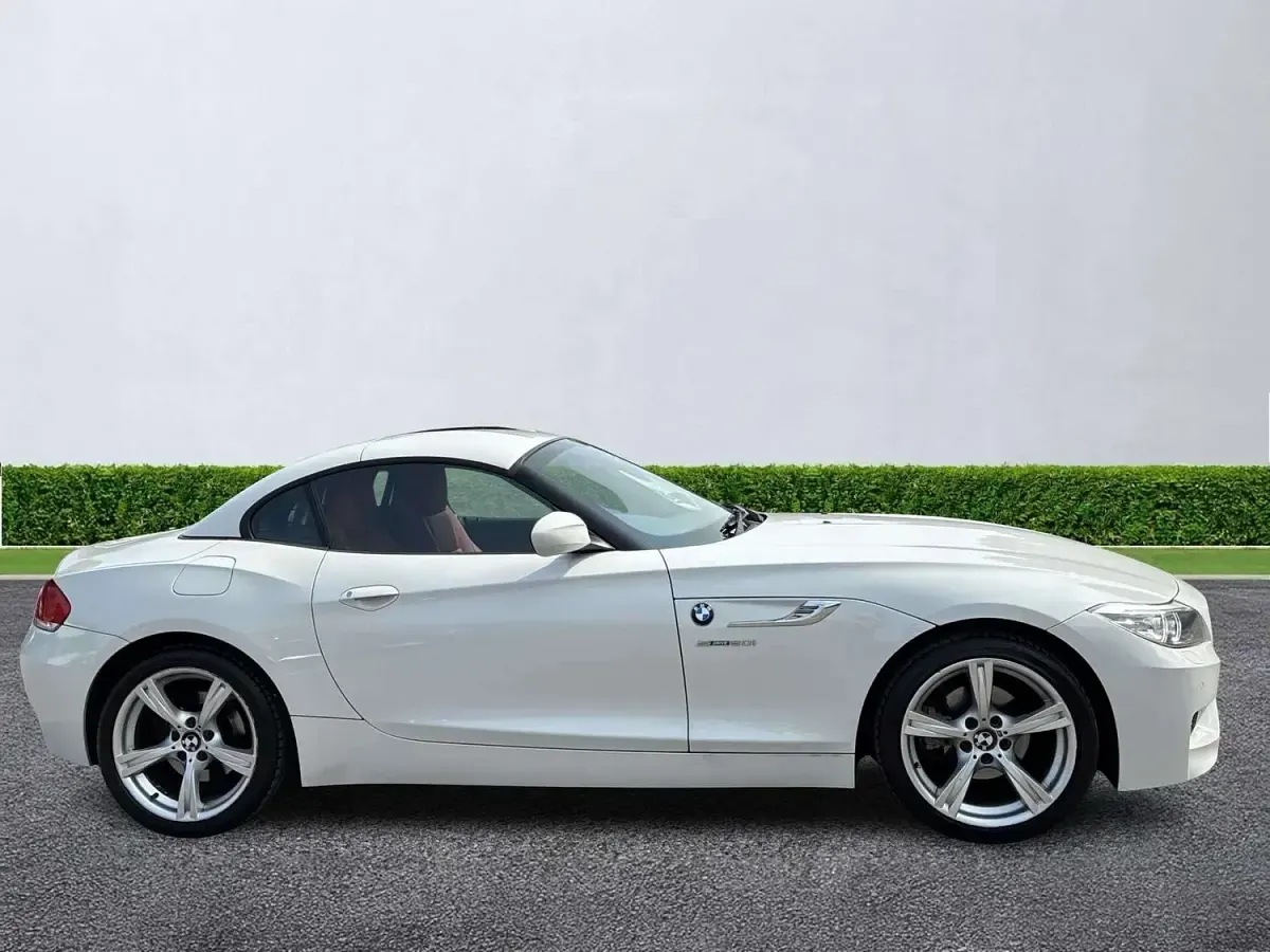 Used BMW Z4 M Sport 2013 White Cabriolet