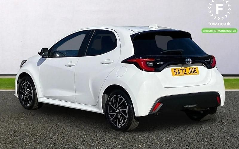 Used Toyota Yaris Hybrid Design 116 HP (85 kW) 2025 Hatchback