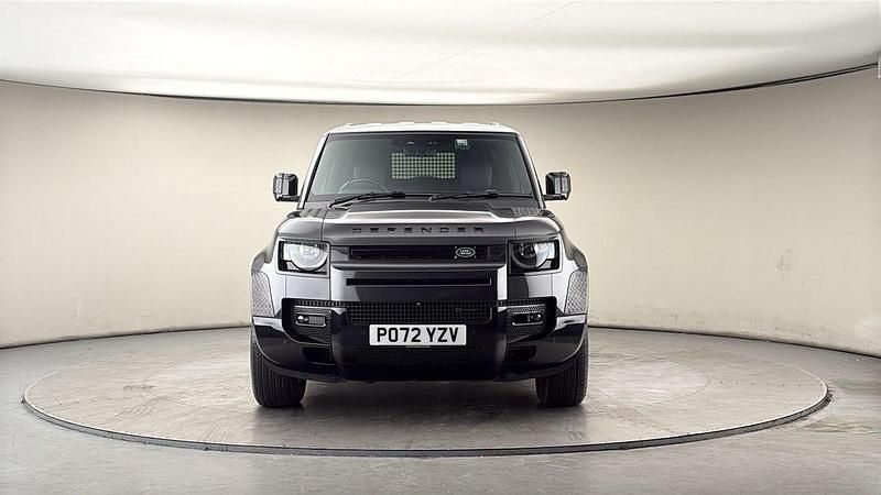 Used Land Rover Defender HSE Dynamic 2022 Carpathian grey SUV