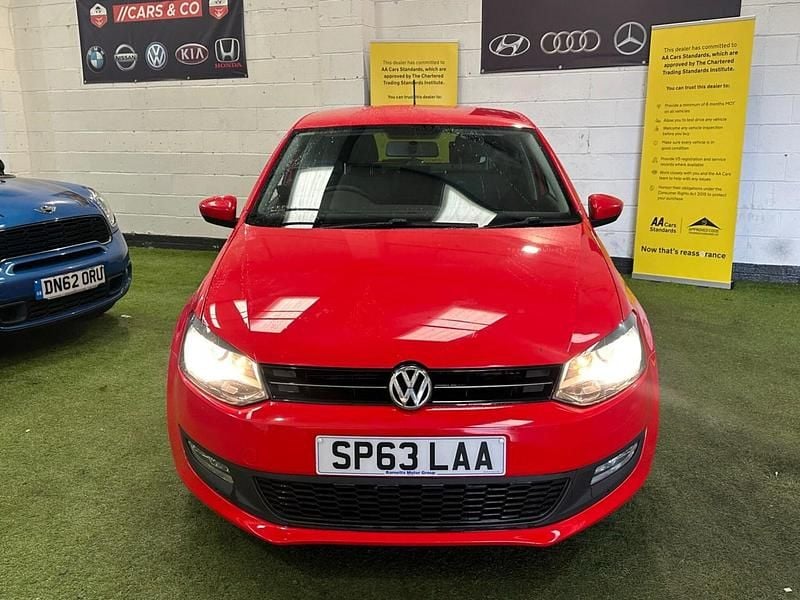 Used VW Polo Edition 75 HP (55 kW) 2013 Red Hatchback