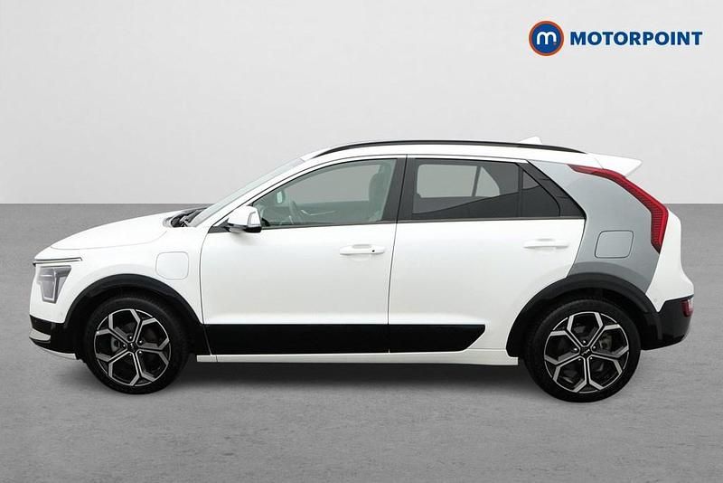 Used Kia Niro 182 HP (133 kW) 2023 White SUV