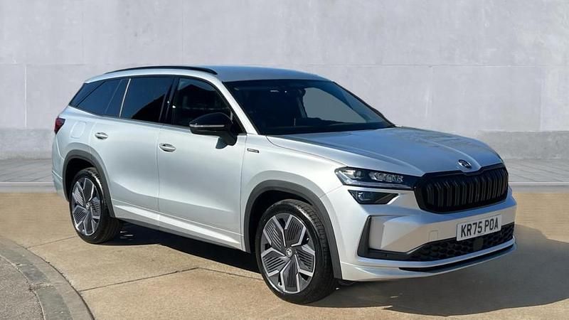 New Skoda Kodiaq SportLine 204 HP (150 kW) 2026 Brilliant silver metallic SUV