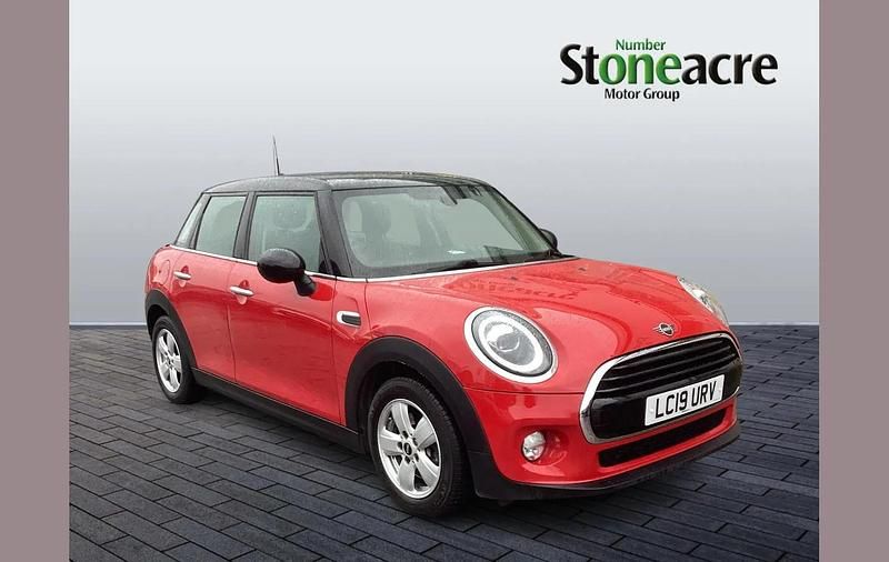 Red Used 2019 Mini Cooper Classic Hatchback | £11,500 (Super price) - Image 1/1
