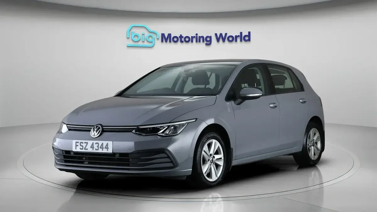 Used VW Golf VIII S 108 HP (79 kW) 2021