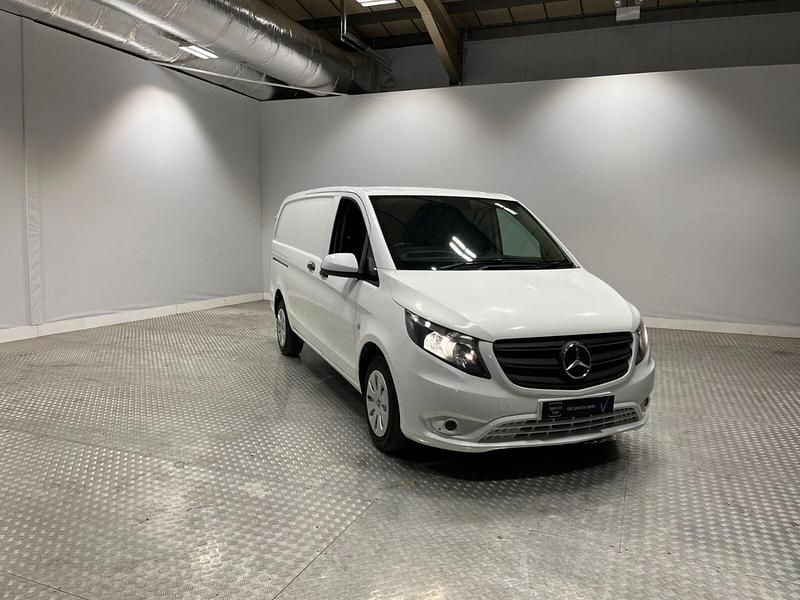 White Used 2021 Mercedes Vito Progressive MPV | £16,495 (A bit pricey) - Image 1/4