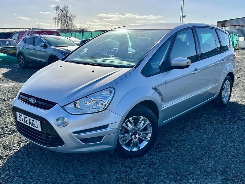 Used Ford S-MAX Zetec 115 HP (84 kW) 2012 Silver MPV