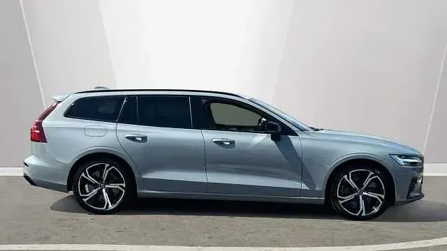 Used Volvo V60 Ultra 449 HP (330 kW) 2026 Estate