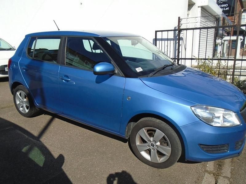 Used Skoda Fabia SE 2015 Blue Hatchback