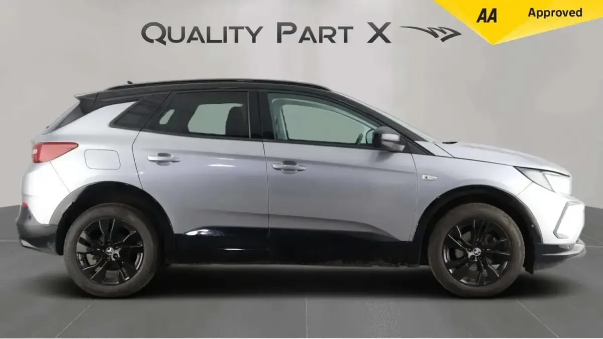 Used Vauxhall Grandland X S 130 HP (95 kW) 2023 Grey SUV